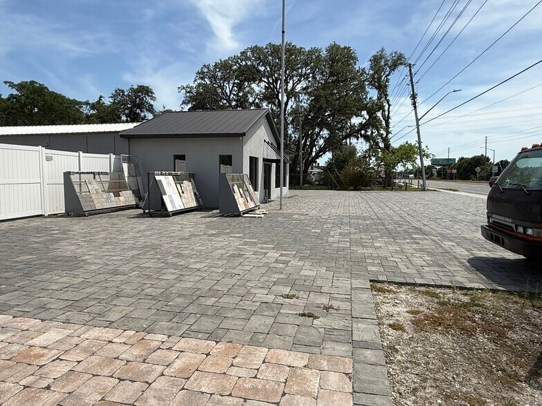 More Photos Of 2736 Land O Lakes Blvd, Land O' Lakes Storefront Retail Residential For Sale
