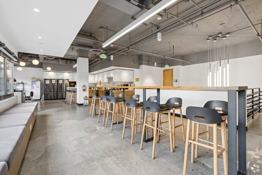 More Photos Of 2815 2nd Ave, Seattle Office For Sale