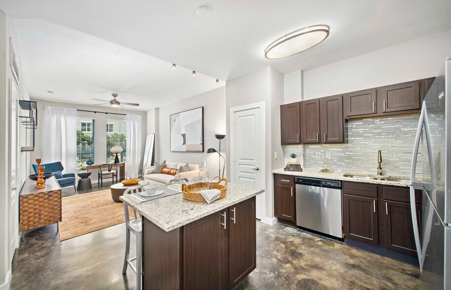 More Photos Of 120 N Cedar St, Charlotte Apartments For Lease