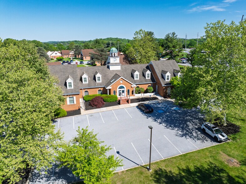 More Photos Of 1522 Mcdaniel Dr, West Chester Office For Sale