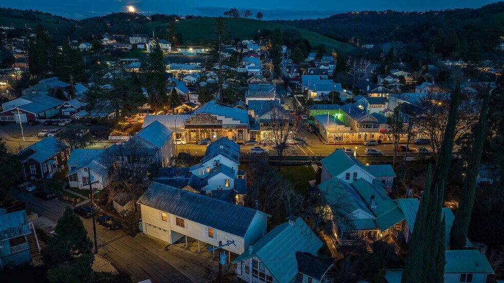 More Photos Of 77 Main St, Sutter Creek Hospitality For Sale