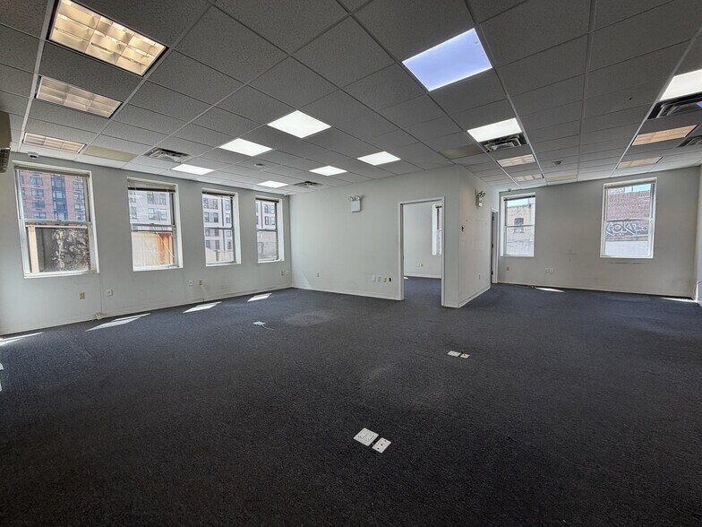 More Photos Of 100 Livingston St, Brooklyn Medical For Lease