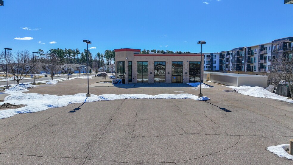 More Photos Of 1740 Park Ave, Plover Storefront Retail Office For Sale