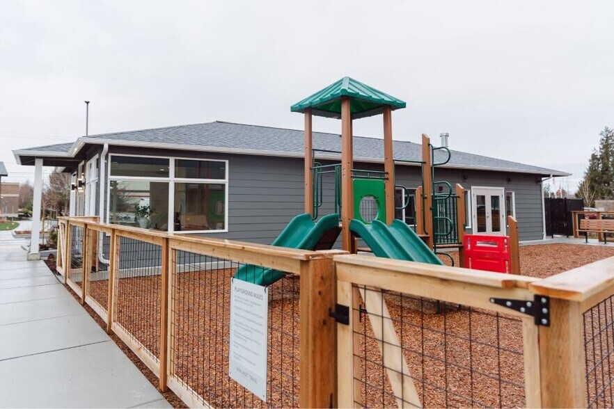 More Photos Of 200 E McCorquedale Rd, Burlington Apartments For Sale