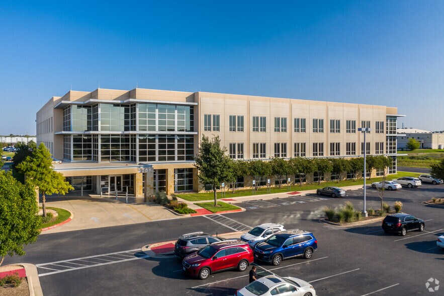 More Photos Of 3201 S Austin Ave, Georgetown Medical For Lease
