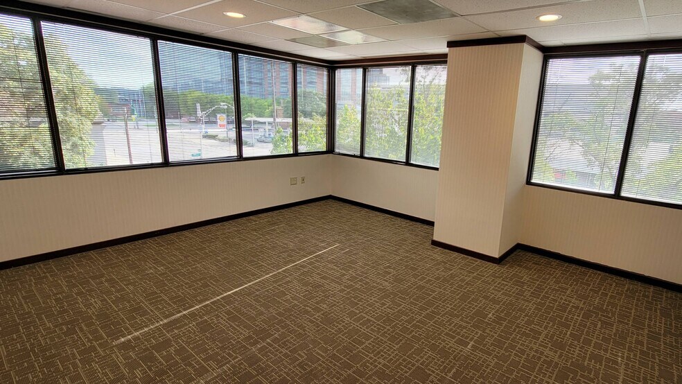More Photos Of 580 S High St, Columbus Office For Sale