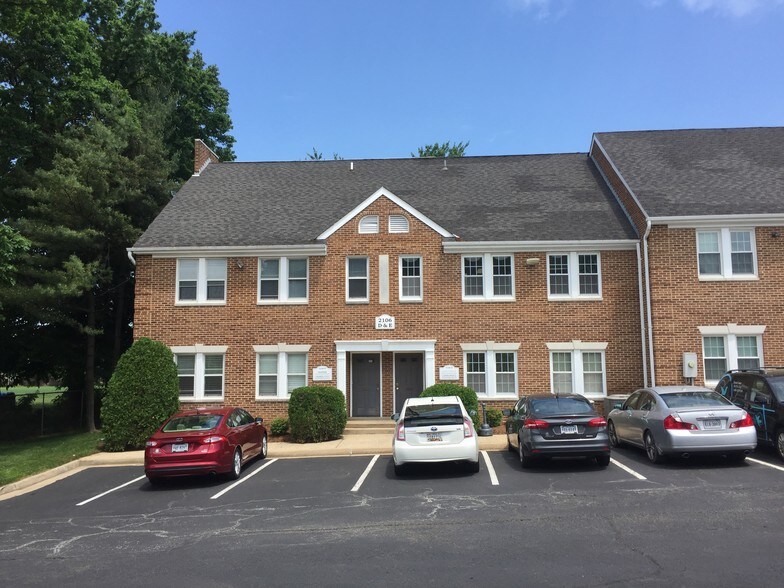 More Photos Of 2106 Gallows Rd, Vienna Office For Lease