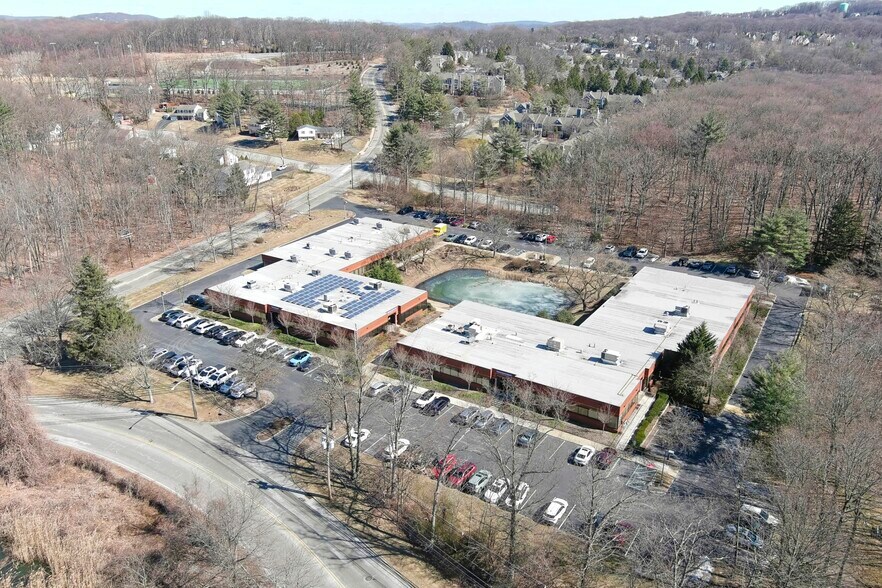 More Photos Of 200 Mineral Springs Rd, Rockaway Medical For Lease