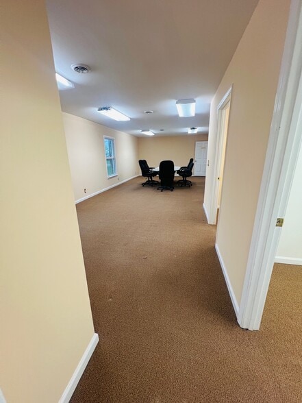 More Photos Of 233 Wilson Pike Cir, Brentwood Office For Lease