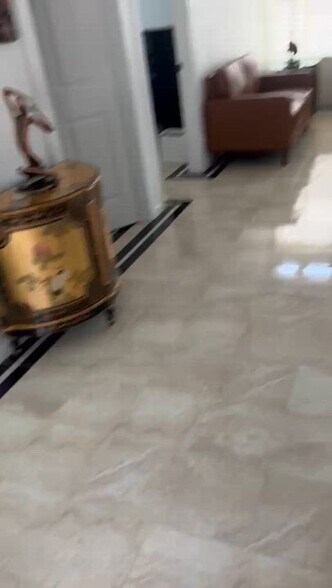 Primary Photo Of 703 E Oates Rd, Garland Unknown For Lease