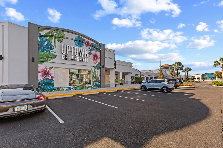 More Photos Of 34200-34340 US Highway 19, Palm Harbor Unknown For Lease
