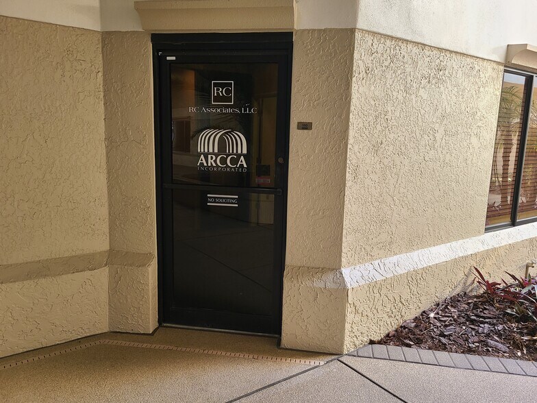 More Photos Of 3023 Eastland Blvd, Clearwater Office For Sale