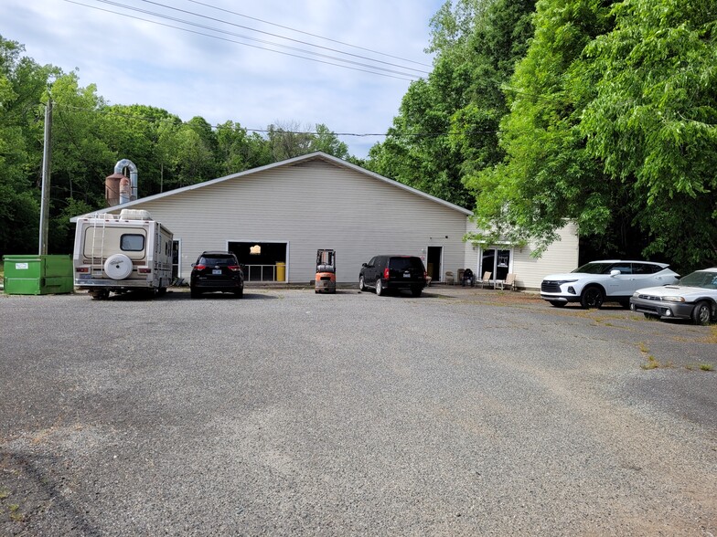 Primary Photo Of 101 Trexler Ave, Thomasville Warehouse For Sale