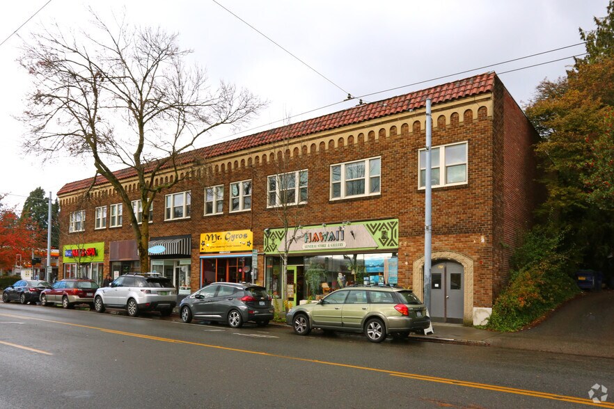 More Photos Of 250 NE 45th St, Seattle Storefront Retail Residential For Lease
