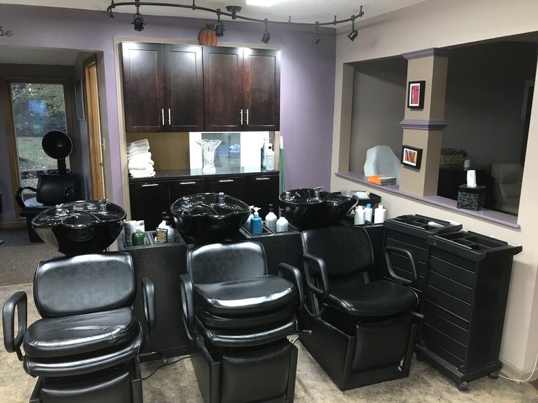 More Photos Of 904 E Pulaski Hwy, Elkton General Retail For Sale