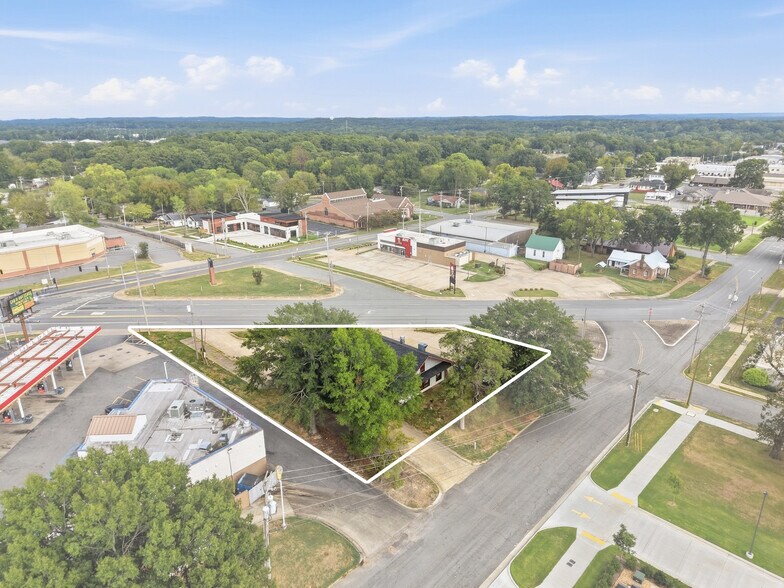 More Photos Of 609 N Main St, Benton Fast Food For Sale