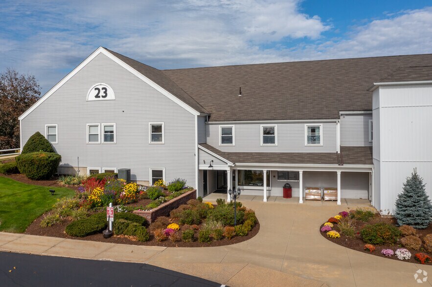 More Photos Of 23 Stiles Rd, Salem Medical For Sale