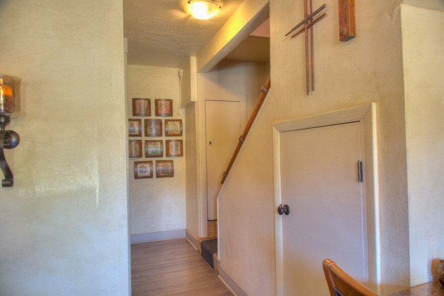 More Photos Of 218 N 100 W, Moab Restaurant For Sale