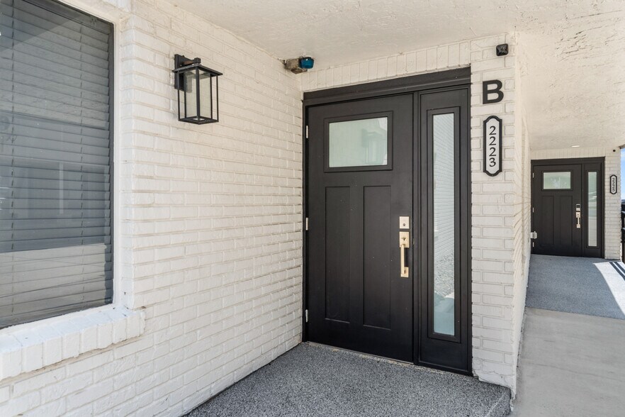 More Photos Of 2223 S Washington Ave, Titusville Office Residential For Sale