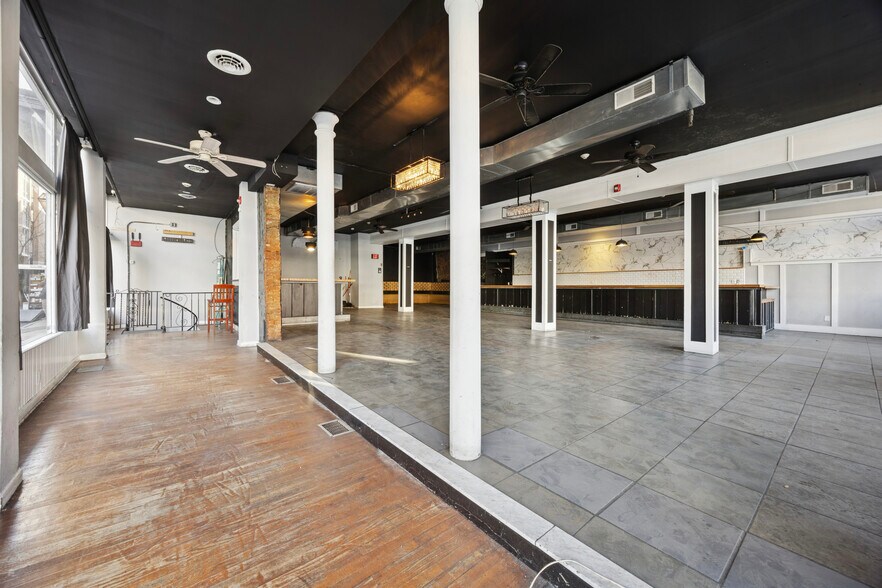 More Photos Of 118-122 Market St, Philadelphia Apartments For Lease