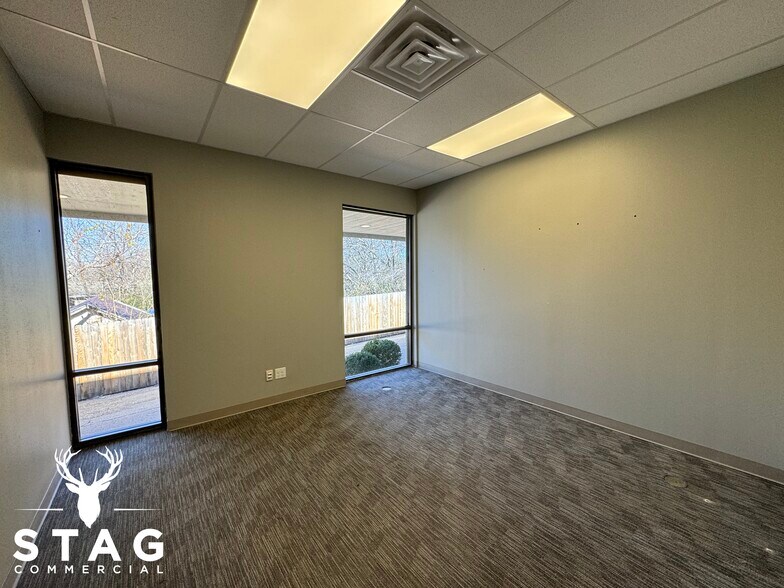 More Photos Of 1716 Scripture St, Denton Office Residential For Lease