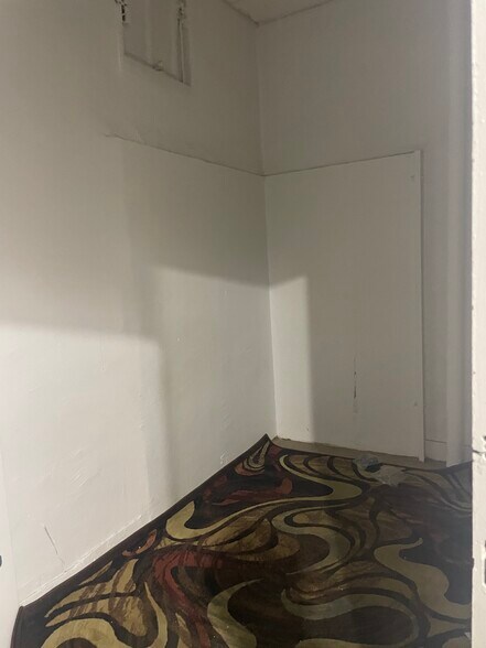 More Photos Of 344 W 38th St, New York Office For Lease