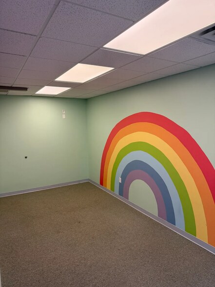 More Photos Of 13900 Quailbrook Dr, Oklahoma City Medical For Lease