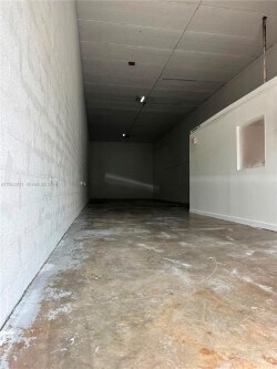More Photos Of 7772-7798 NW 64th St, Miami Warehouse For Lease