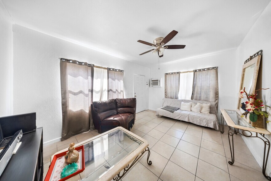 More Photos Of 1035 NW 4th St, Miami Apartments For Sale