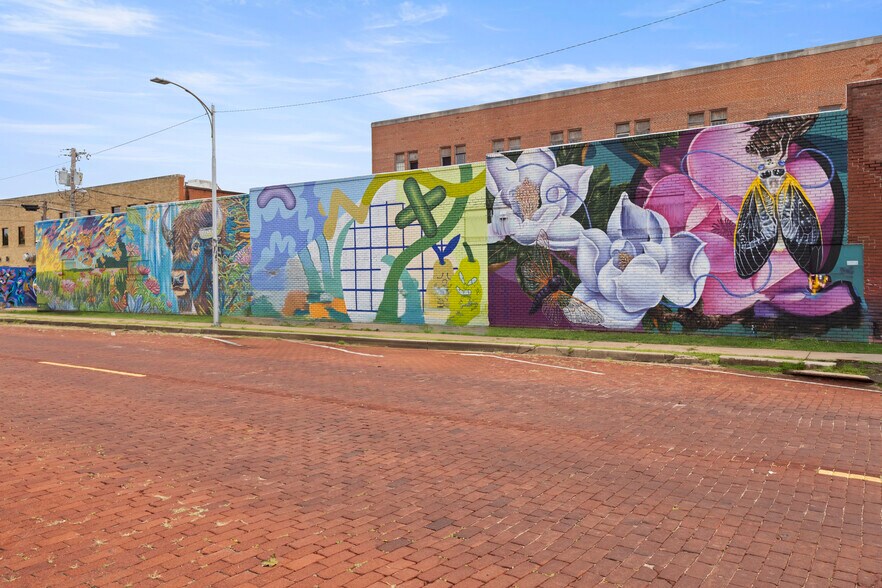 More Photos Of 201 N 3rd St, Ponca City Apartments For Sale