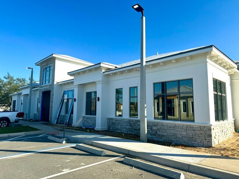 More Photos Of 16608 Sunrise Lakes Blvd, Clermont Unknown For Lease