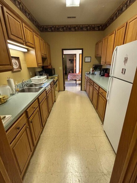 More Photos Of 5010 OH-13, New Lexington Religious Facility For Sale
