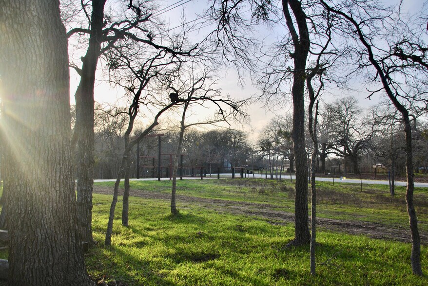 More Photos Of 900 Old Lytton Springs Rd, Lockhart Land For Sale