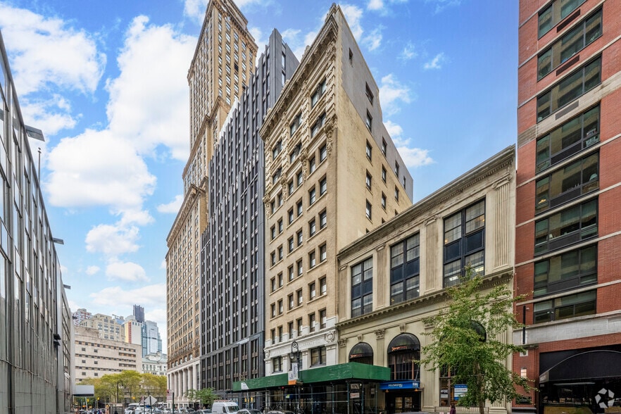 More Photos Of 188 Montague St, Brooklyn Office For Lease
