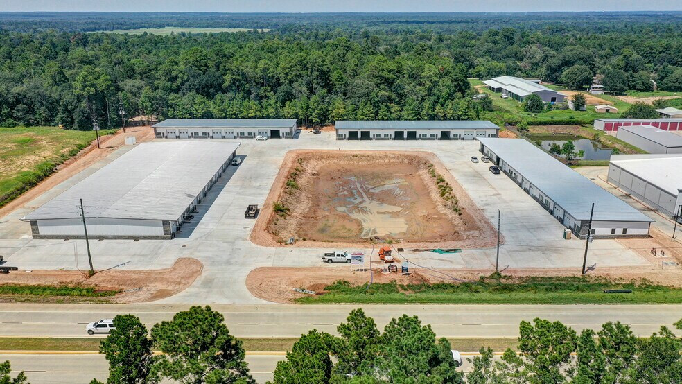 More Photos Of 10240 FM 1488, Magnolia Light Manufacturing For Lease