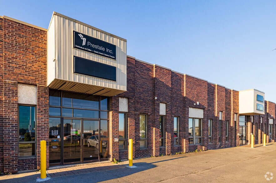 More Photos Of 1248-1360 Rue Beaulac, Saint-Laurent Light Distribution For Lease