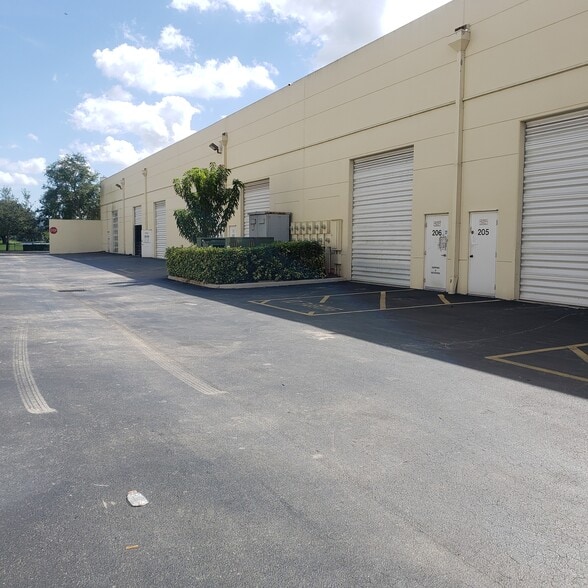 More Photos Of 1669 NW 144th Ter, Sunrise Warehouse For Sale