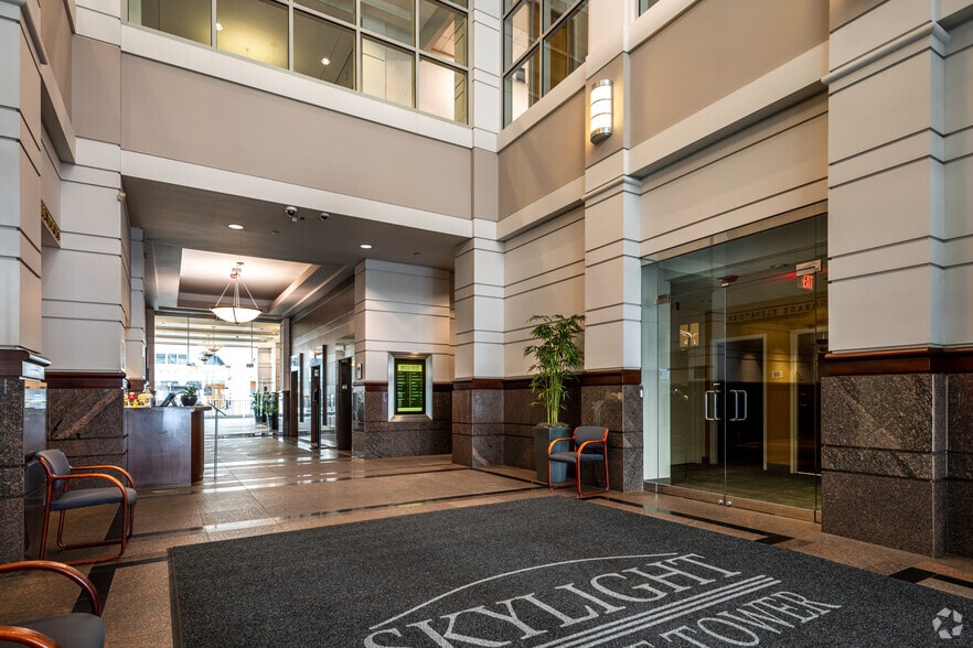 More Photos Of 1660 W 2nd St, Cleveland Office For Lease