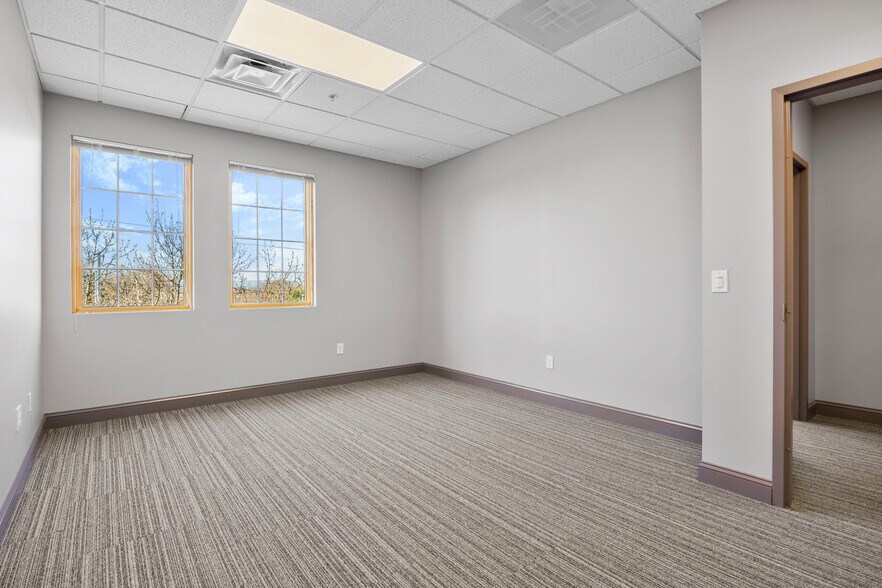 More Photos Of 399 Albany Shaker Rd, Loudonville Freestanding For Lease