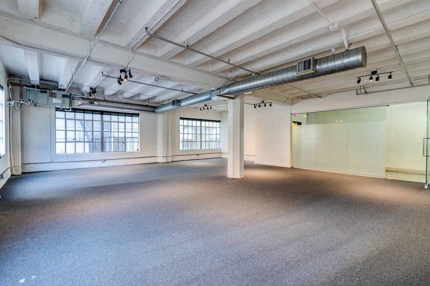 More Photos Of 833 S Spring St, Los Angeles Loft Creative Space For Lease