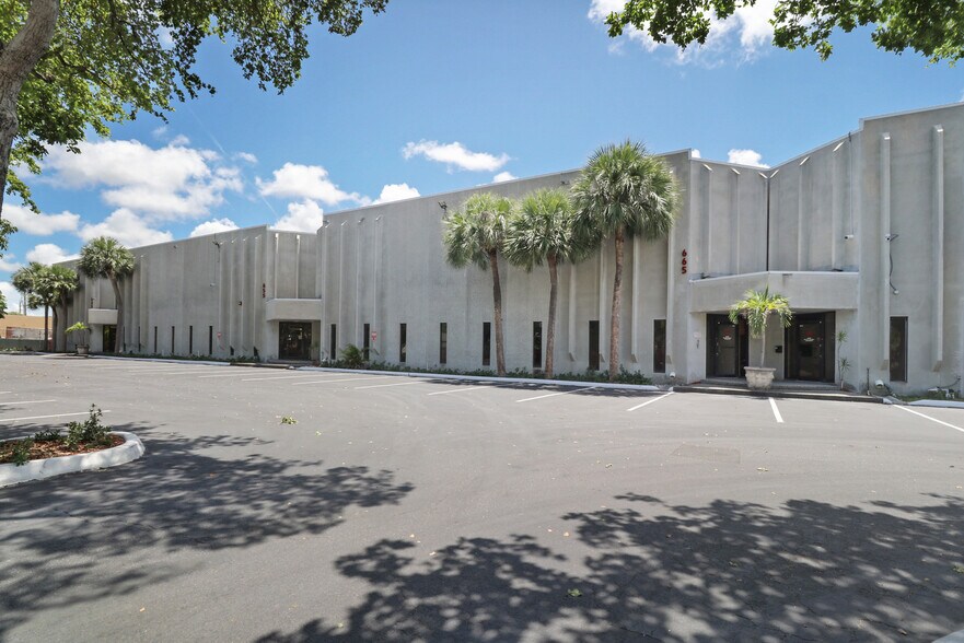 More Photos Of 635-695 NW 4th Ave, Fort Lauderdale Warehouse For Lease