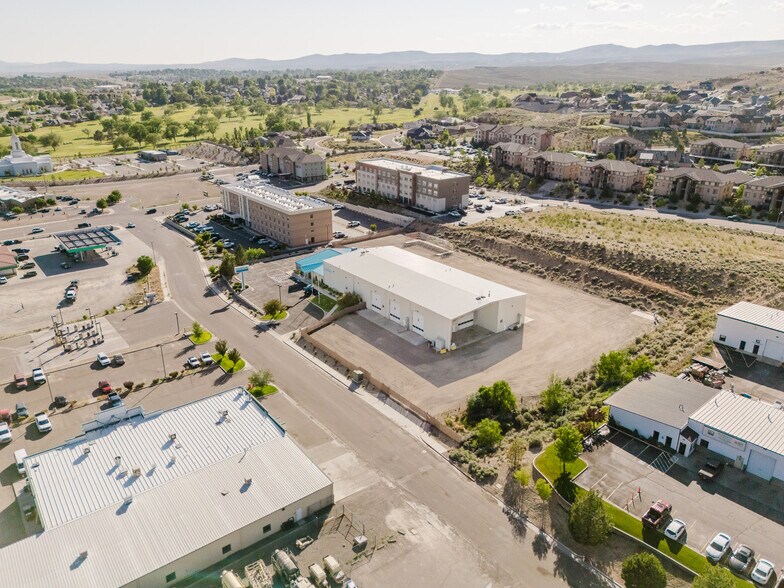 More Photos Of 2575 Alta Vista Dr, Elko Warehouse For Lease