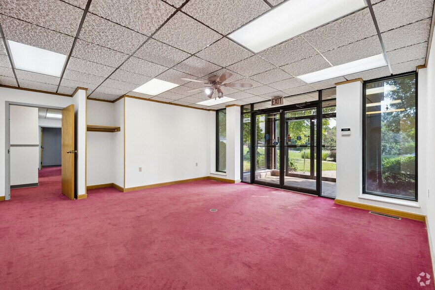 More Photos Of 1080 Caroline Dr, Washington Medical For Sale