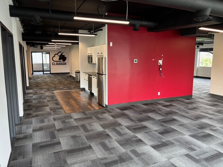 More Photos Of 464 12th Ave, Seattle Office For Lease