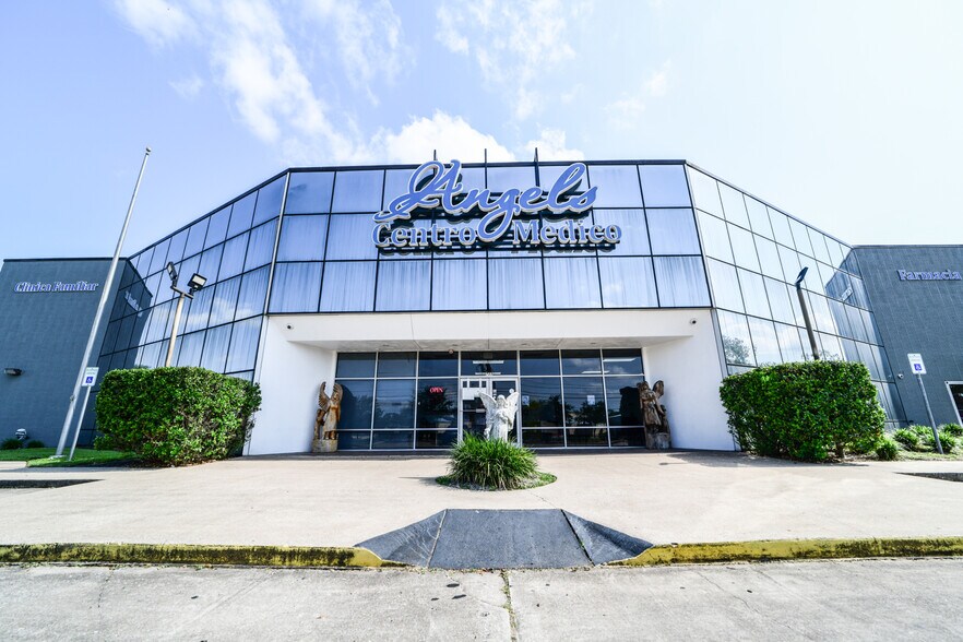 More Photos Of 722 Fairmont Pky, Pasadena Light Manufacturing For Lease