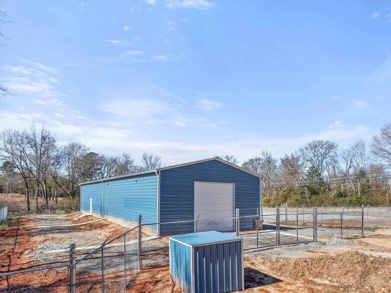 More Photos Of 1067 S Old Hwy 135, Kilgore Flex For Sale