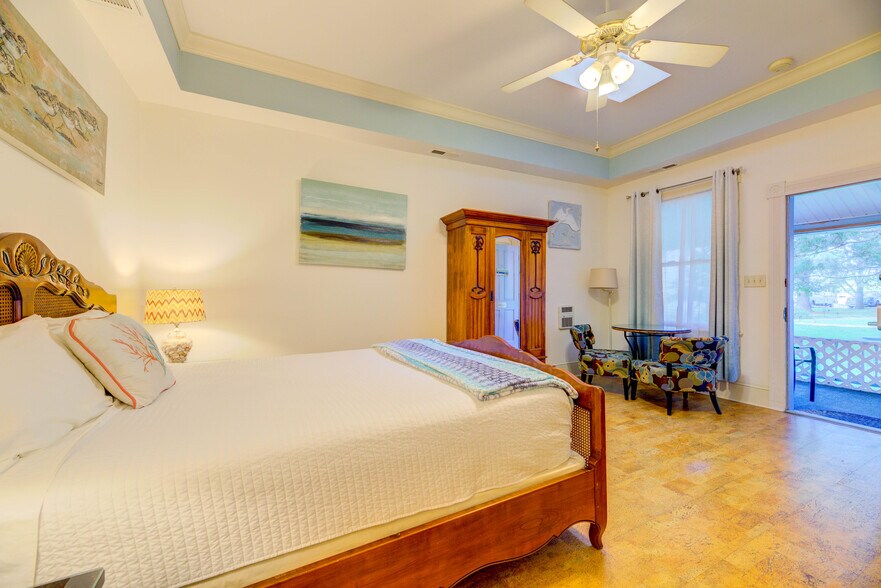 More Photos Of 4188 Nelson Rd, New Church Hotel For Sale