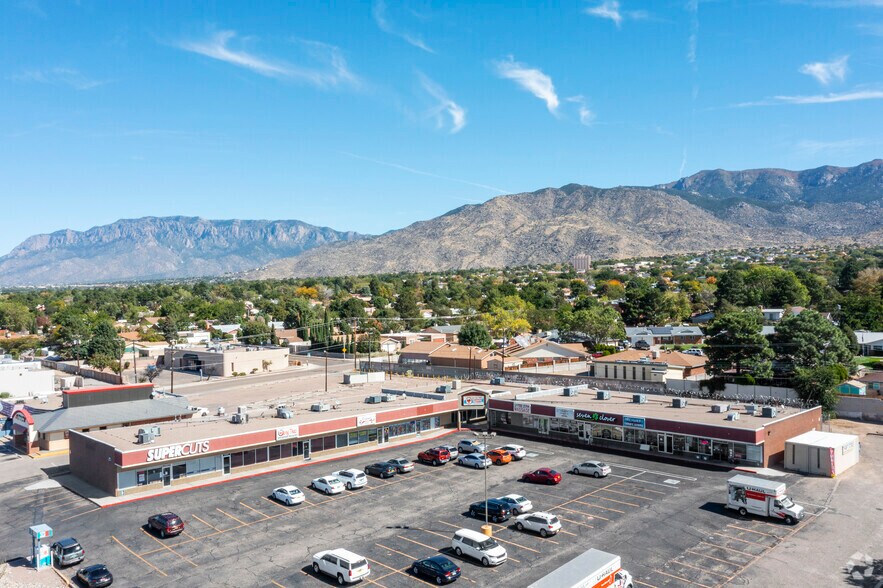 More Photos Of 1016 Juan Tabo Blvd NE, Albuquerque General Retail For Lease