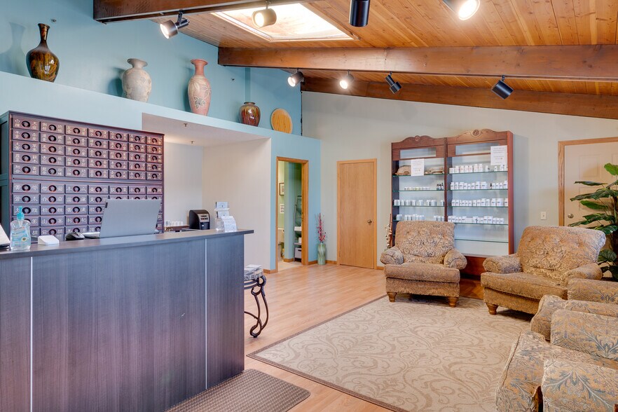 More Photos Of 14581-14585 Grand ave, Burnsville Office For Sale