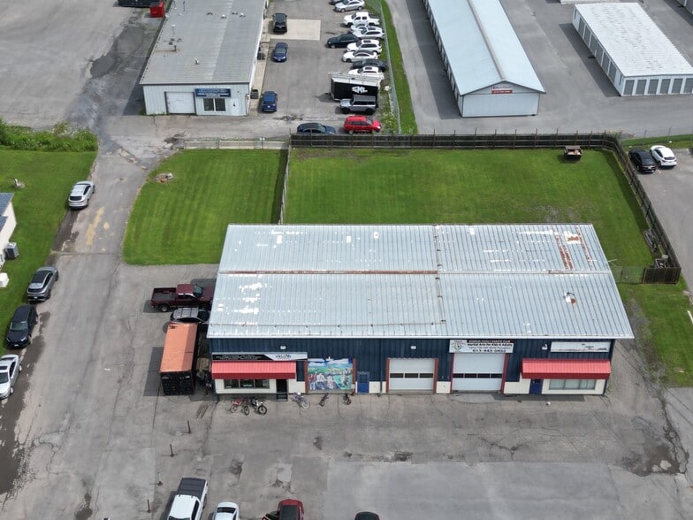 More Photos Of 671 Notre Dame St, Russell Service For Sale